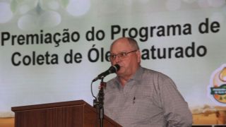 Prêmio de coleta de óleo é entregue na Expoagro Afubra