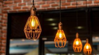 Conta de luz dos brasileiros deixa de ter cobrança extra