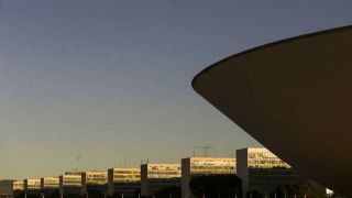 Governo prevê novo reajuste para servidores públicos em 2023