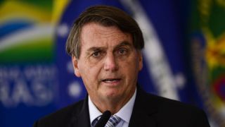 “A Petrobras pode mergulhar o Brasil em um caos”, afirma Bolsonaro