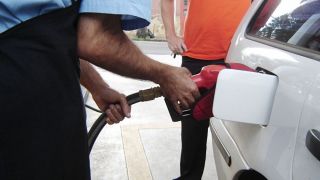 Preços da gasolina e do diesel nos postos brasileiros chegam a R$ 8,99 e R$ 8,63, respectivamente