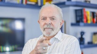 Lula diz a empresários que não rasga contratos e que irá “normalizar o País”