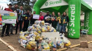 Sicredi Centro Leste RS arrecada mais de 46 toneladas de alimentos