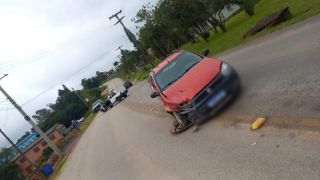 Acidente envolvendo duas camionetes nesta segunda-feira (08) em Chuvisca