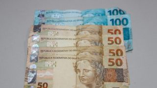 Lei de Diretrizes Orçamentárias prevê mínimo de R$ 1.294 em 2023