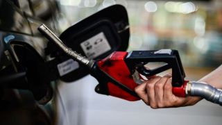 Preço da gasolina cai 8% no Brasil após reduções da Petrobras