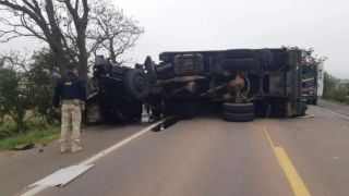 Acidente envolvendo três caminhões deixa feridos em Eldorado do Sul