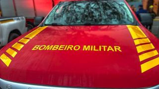 Piloto desaparece após queda de monomotor no Guaíba, em Porto Alegre
