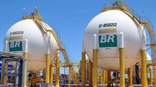 Petrobras anuncia redução do preço do gás natural em 5% para distribuidoras