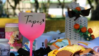 Feira da Primavera é promovida na praça central em Tapes
