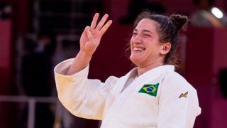 Gaúcha Mayra Aguiar é tricampeã mundial de judô
