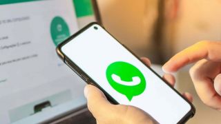 Trabalhadora que esqueceu o WhatsApp aberto em computador e teve conversas expostas pelo patrão será indenizada