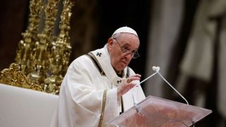 Papa alerta padres e freiras sobre os perigos de assistir pornografia pela internet: “O diabo entra a partir daí”