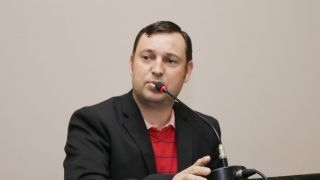 Vereador Cristiano Studzinski cria projeto de Lei Aluno Nota 10