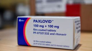 Anvisa aprova venda em farmácias de remédio da Pfizer contra a Covid-19