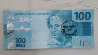 Estabelecimento comercial recebe nota falsa em Camaquã