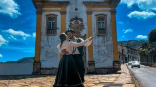 Casal de Camaquã alega ter sido barrado em São Paulo por usar pilcha