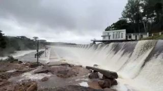 Risco de deslizamento em barragem coloca seis cidades em alerta no RS; prefeituras evacuam áreas
