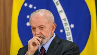 Lula adota cautela sobre adiamento em eleição no Rio Grande do Sul