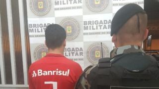 Homem se passa por policial militar e alega salário parcelado para não pagar almoço em Sapucaia do Sul