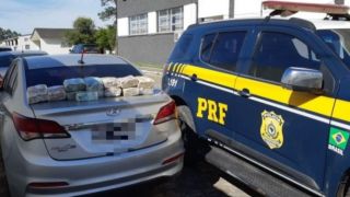 PRF apreende quase um milhão de reais e prende homem na BR-116 em Pelotas/RS