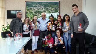 Atletas do futsal feminino de Dom Feliciano são convidadas a ingressar no time do Grêmio