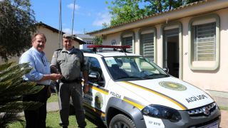 Brigada Militar de Dom Feliciano recebe viatura  fruto da consulta popular.
