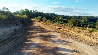 Prefeitura de Chuvisca trabalha na reabertura de estradas