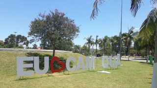 Letreiro "Eu Amo Camaquã" é alvo de vandalismo