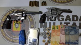 Homem é preso por tráfico de drogas e porte ilegal de arma de fogo em Camaquã