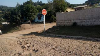 FALA COMUNIDADE: Motorista reclama de Rua esburacada na cidade