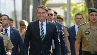 Bolsonaro diz que meta é implantar um colégio militar em cada capital
