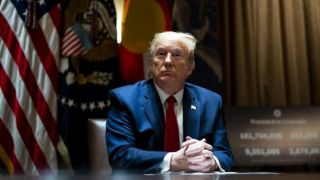Trump sugere que vacina contra Covid-19 pode ficar pronta antes do fim do ano