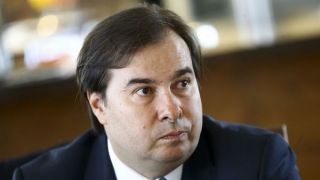 Congresso avalia adiar 1º turno das eleições para 15 de novembro ou 6 de dezembro, diz Maia