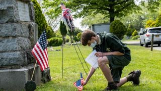 Estados Unidos já têm 98 mil mortos por covid-19
