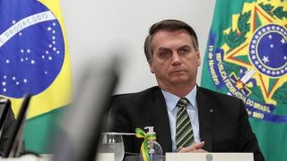 Ordens absurdas não se cumprem, avisa Bolsonaro ao STF