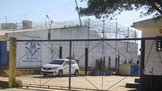 Mulher é detida com drogas ao visitar marido no presídio de Camaquã