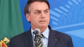Bolsonaro recomenda invadir hospitais: "Arranja jeito de entrar e filmar"