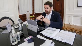 Governo enfrenta pior momento no combate ao coronavírus