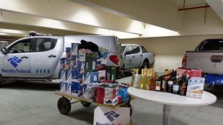 Receita Federal em Pelotas apreende bebidas e mercadorias estrangeiras na BR-116