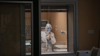Com 54.971 mortes, Brasil atinge 1.228.114 casos da Covid-19