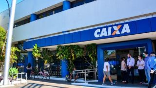 Caixa começa a pagar terceira parcela de auxílio emergencial neste sábado