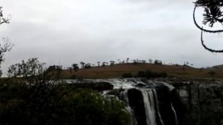 Homem morre ao cair de cachoeira em Jaquirana