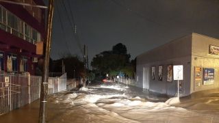 Chuva forte causa estragos, alagamentos e bloqueio de rodovias no RS