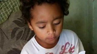 Interesse por logo de marcas ajuda no desenvolvimento de menino com autismo em Pelotas