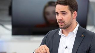 Aliados e entidades pressionam Leite para mudar política sobre o coronavírus
