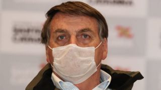 Bolsonaro diz que lamenta todas as mortes por coronavírus, mas ressalta que é preciso “tocar a vida”