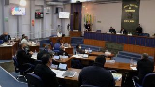 Vereadores aprovam lei que obriga uso de máscara em Santa Maria
